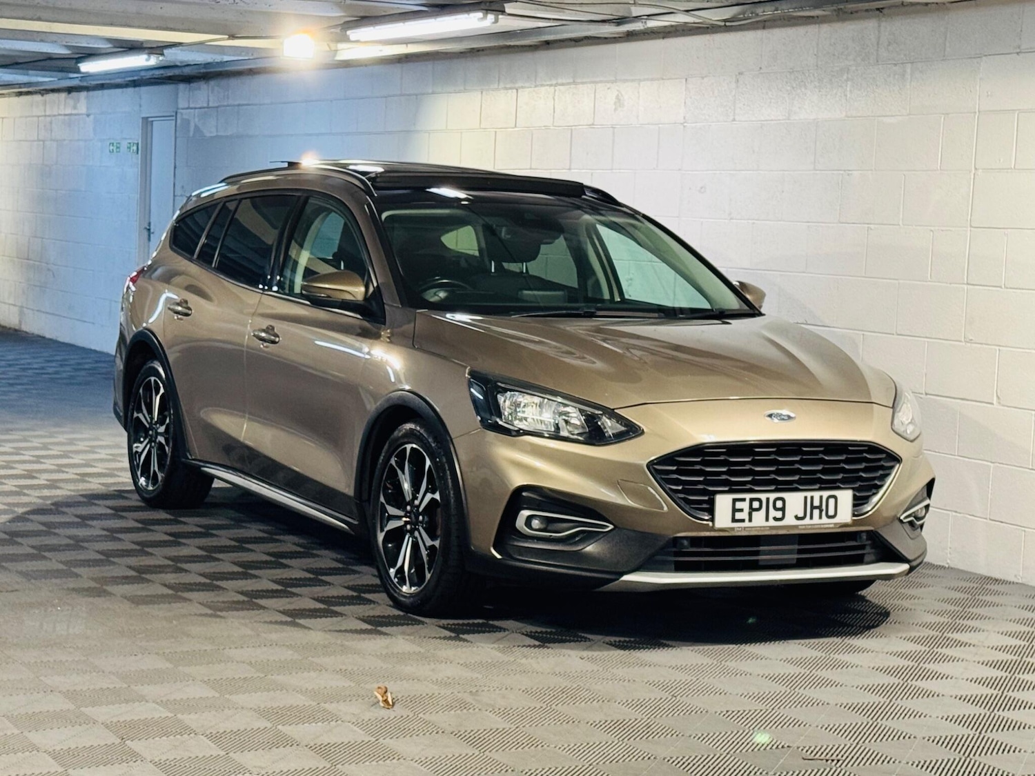 Used Ford Focus 2019 for sale - 76370831: Photo 1
