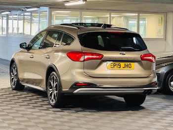 Used Ford Focus 2019 for sale - 76370831: Photo