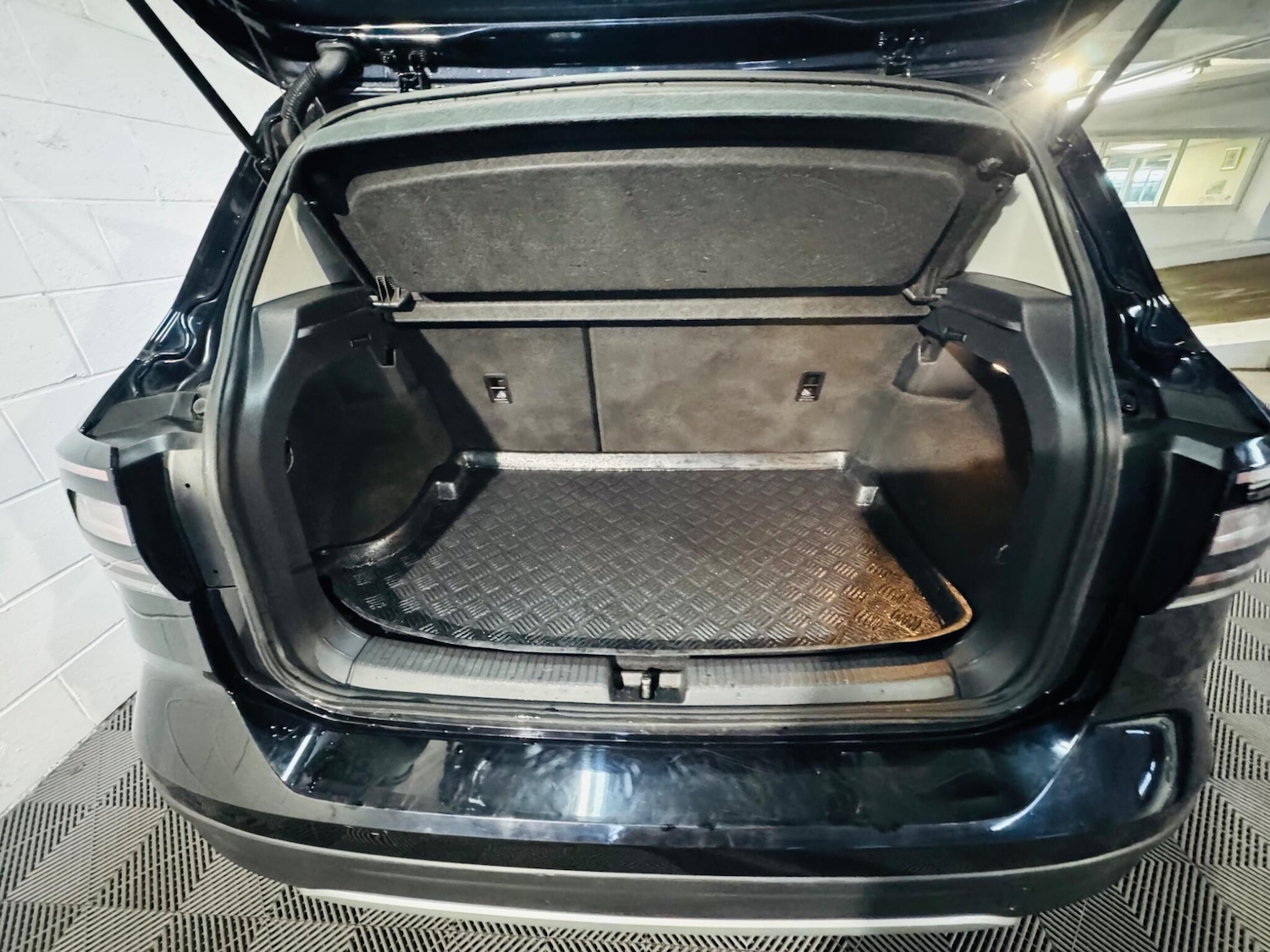 Used Volkswagen T-Cross 2019 for sale - 76991573: Photo 12