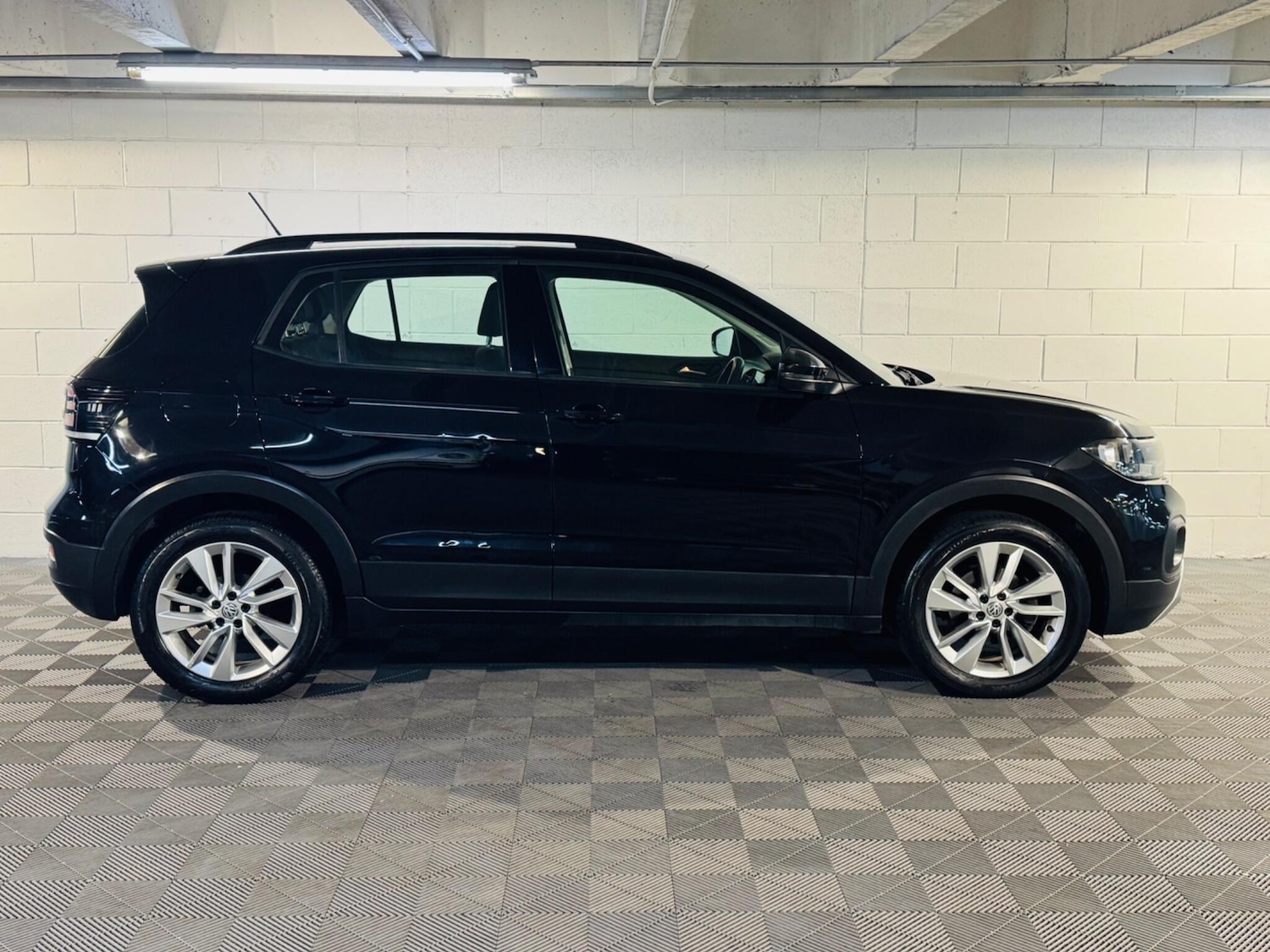 Used Volkswagen T-Cross 2019 for sale - 76991573: Photo 5