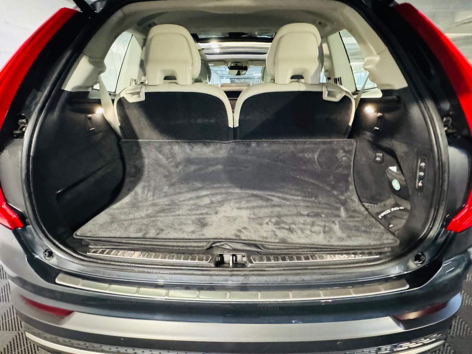 Used Volvo XC90 2016 for sale - 76512464: Photo 11