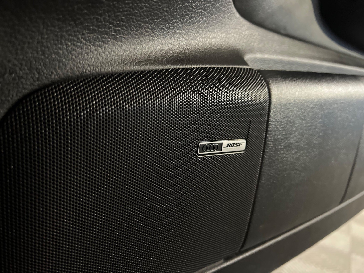 Used Audi RS6 2005 for sale - 76990984: Photo 16