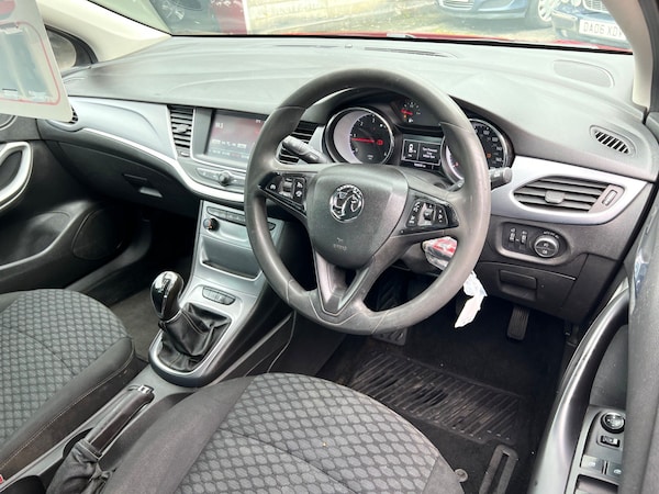 Used Vauxhall Astra 2018 for sale - 73917908: Photo 8