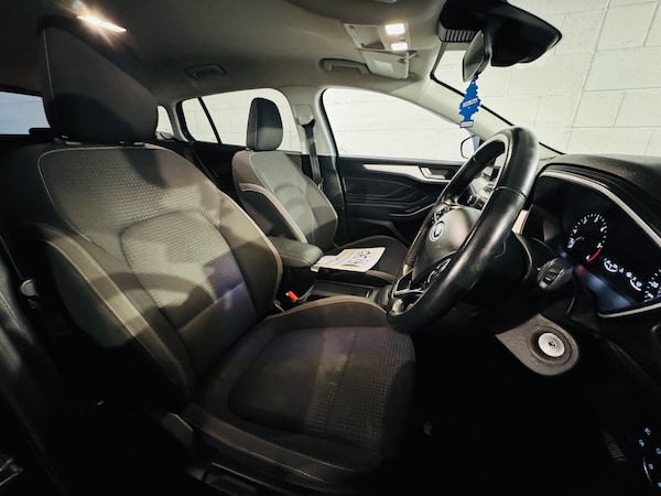 Used Ford Focus 2018 for sale - 74564574: Photo 6