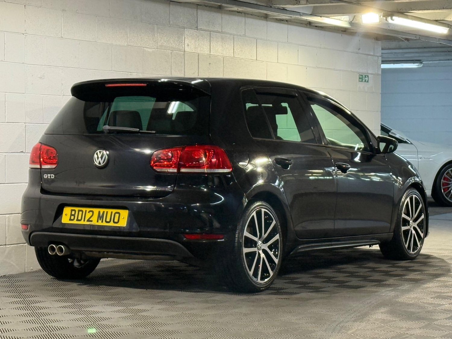 Used Volkswagen Golf 2012 for sale - 76714232: Photo 4