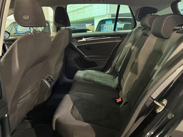 Used Volkswagen Golf 2017 for sale - 75507434: Photo 11