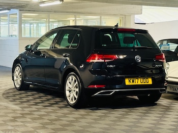 Used Volkswagen Golf 2017 for sale - 75507434: Photo