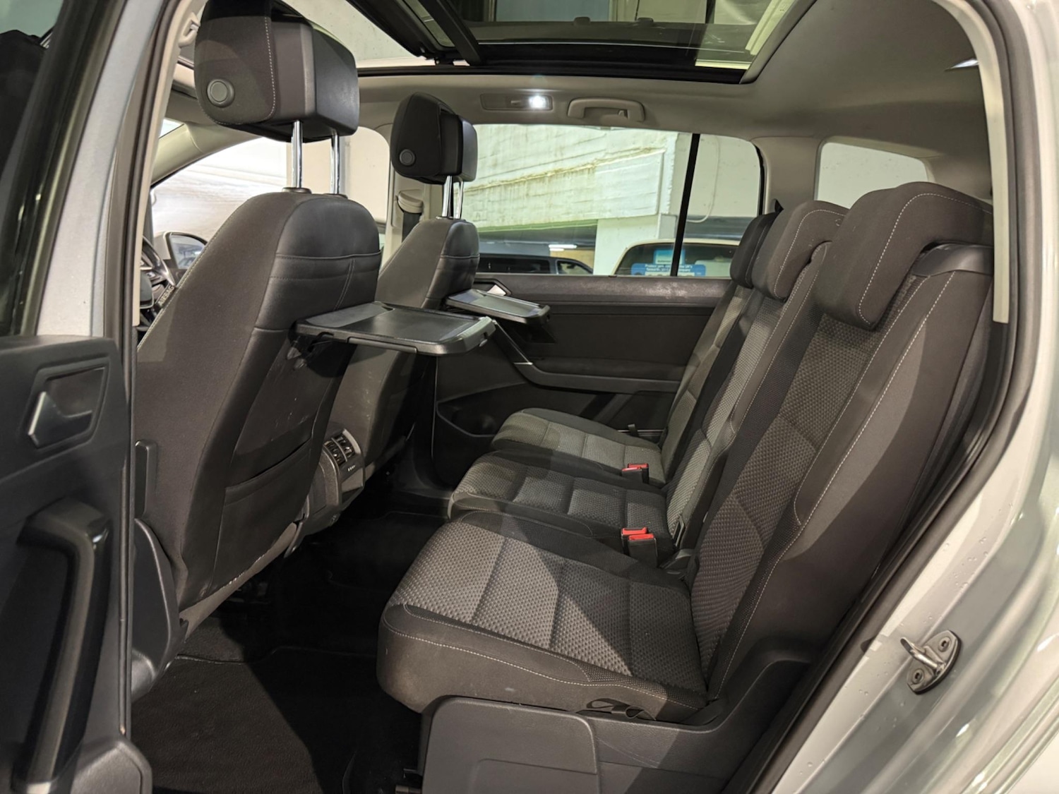 Used Volkswagen Touran 2016 for sale - 76988411: Photo 14