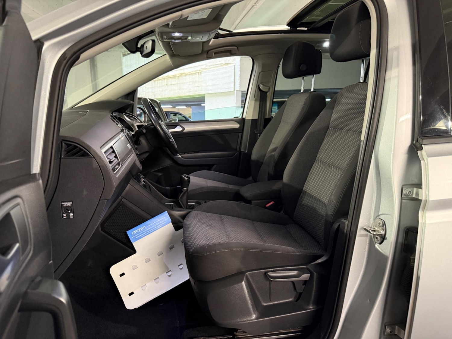 Used Volkswagen Touran 2016 for sale - 76988411: Photo 9