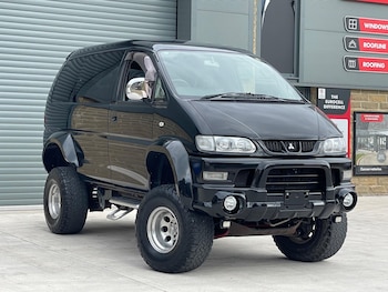 Used Mitsubishi Delica 1996 for sale - 79107263: Photo