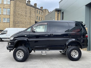 Used Mitsubishi Delica 1996 for sale - 79107263: Photo