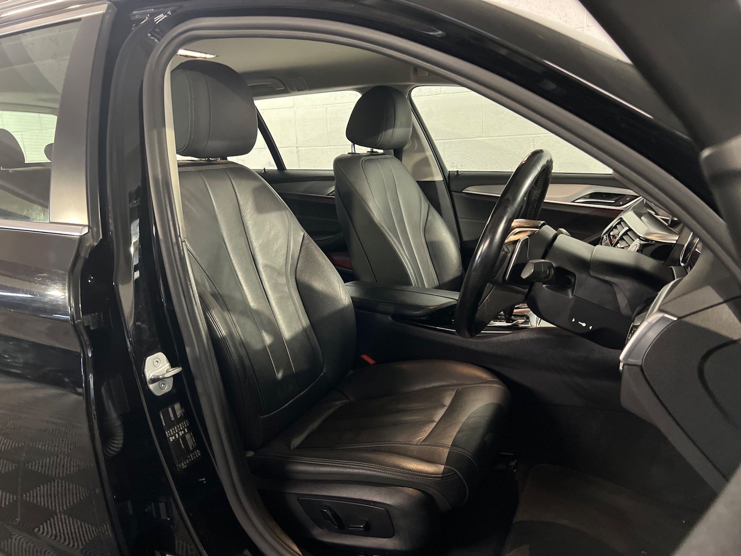 Used BMW 5 Series 2018 for sale - 75964543: Photo 7