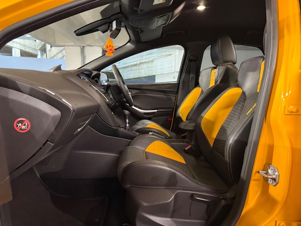 Used Ford Focus 2016 for sale - 75268892: Photo 9