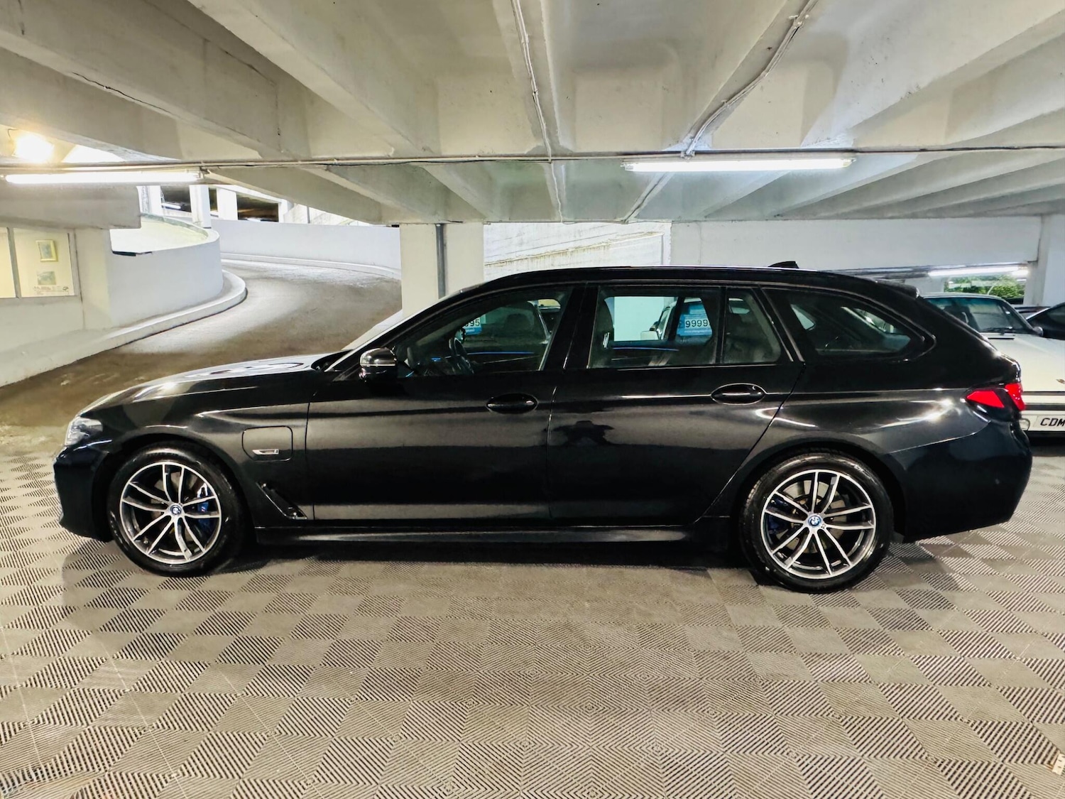Used BMW 5 Series 2021 for sale - 76200789: Photo 2