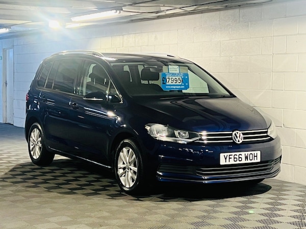 Used Volkswagen Touran 2016 for sale - 74945183: Photo 1