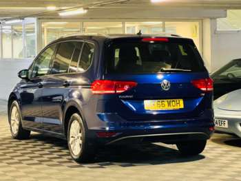 Used Volkswagen Touran 2016 for sale - 74945183: Photo