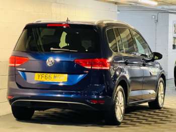 Used Volkswagen Touran 2016 for sale - 74945183: Photo