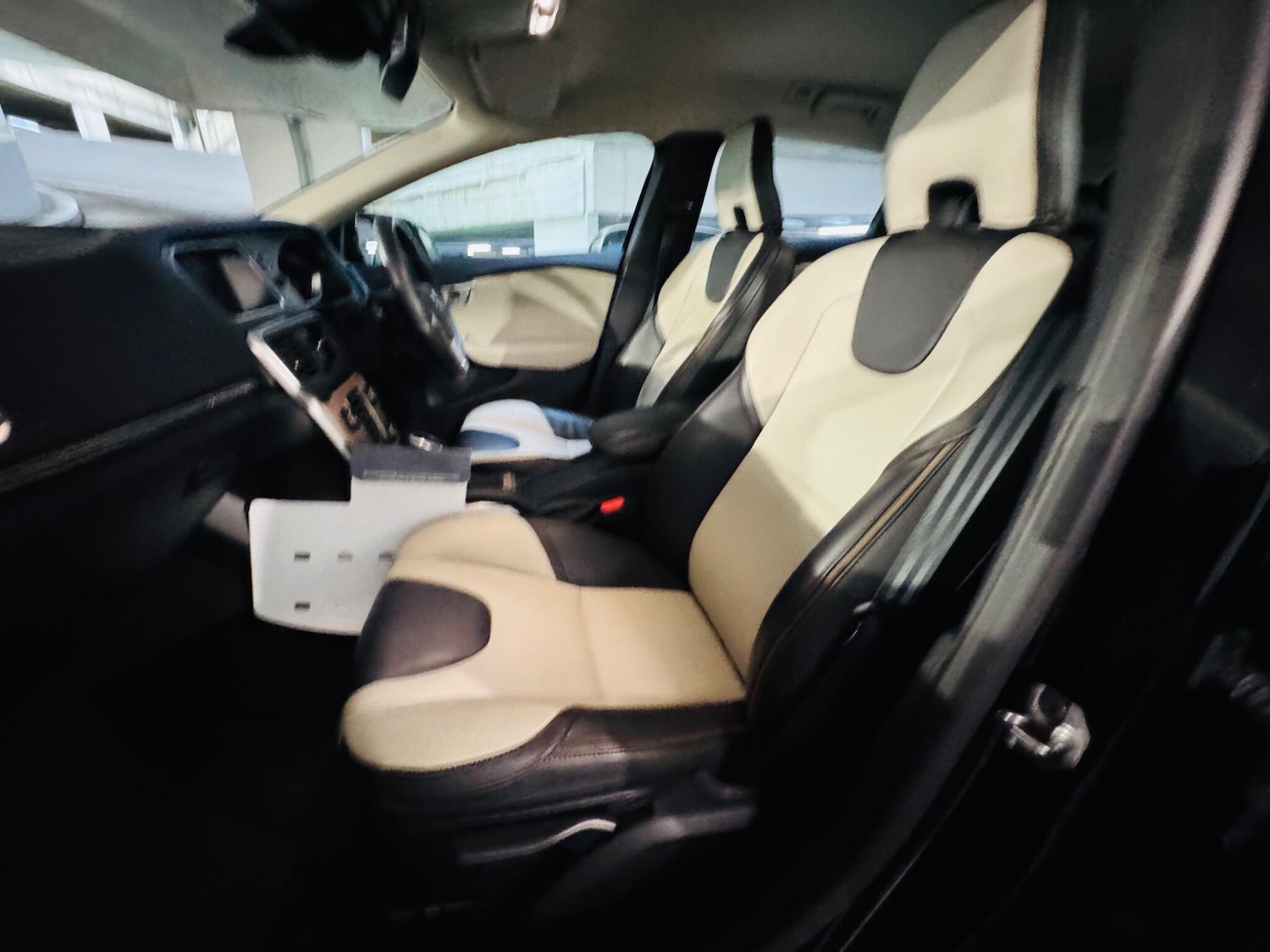 Used Volvo V40 Cross Country 2019 for sale - 76199650: Photo 9