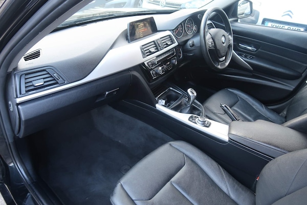Used BMW 3 Series 2017 for sale - 73133522: Photo 10