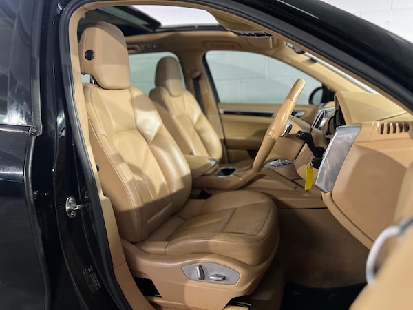 Used Porsche Cayenne 2014 for sale - 74691041: Photo 7
