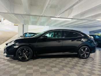 Used Honda Civic 2017 for sale - 74810910: Photo