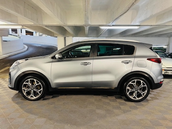 Used Kia Sportage 2020 for sale - 75977050: Photo