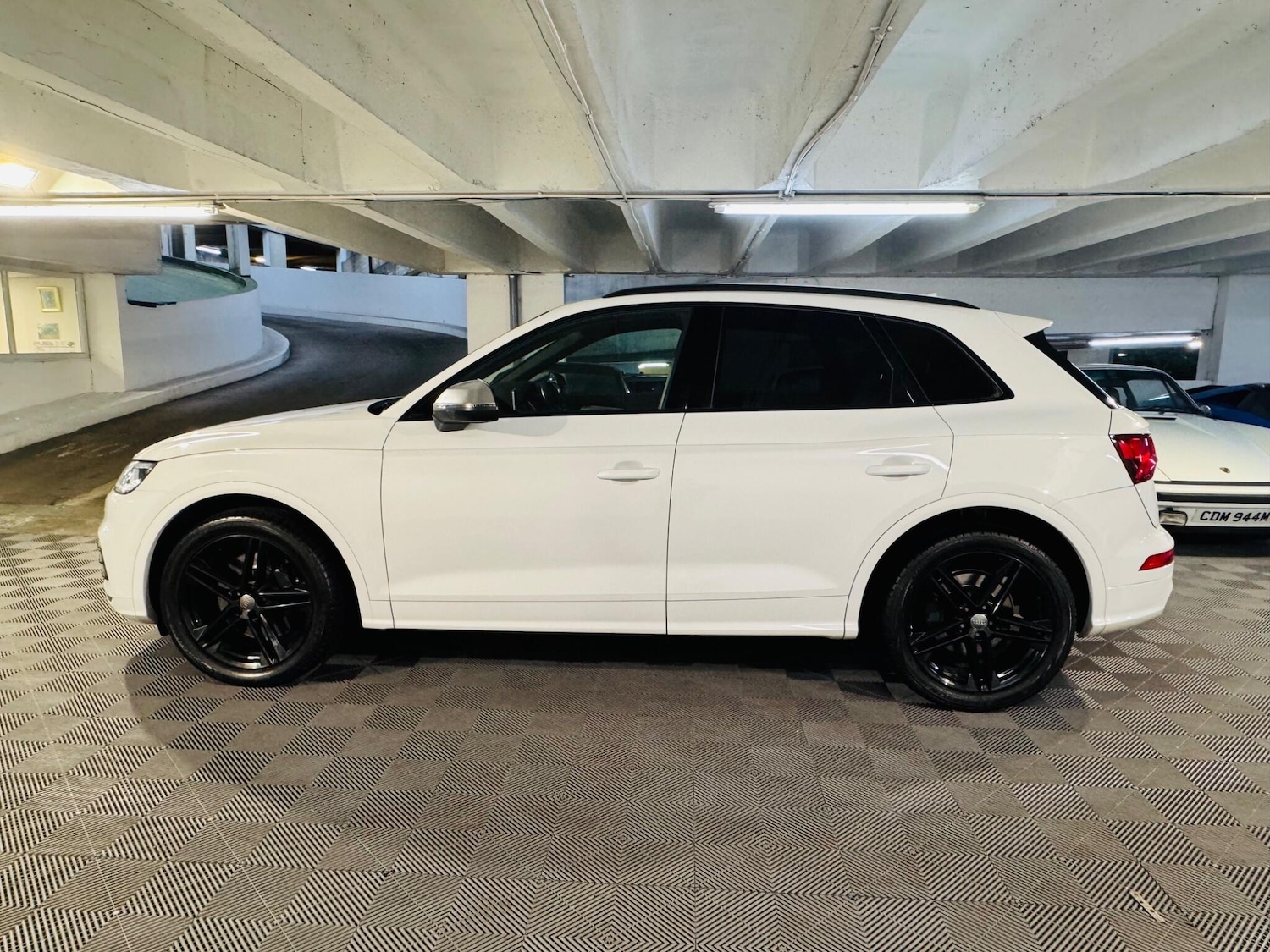 Used Audi Q5 2020 for sale - 76714642: Photo 2