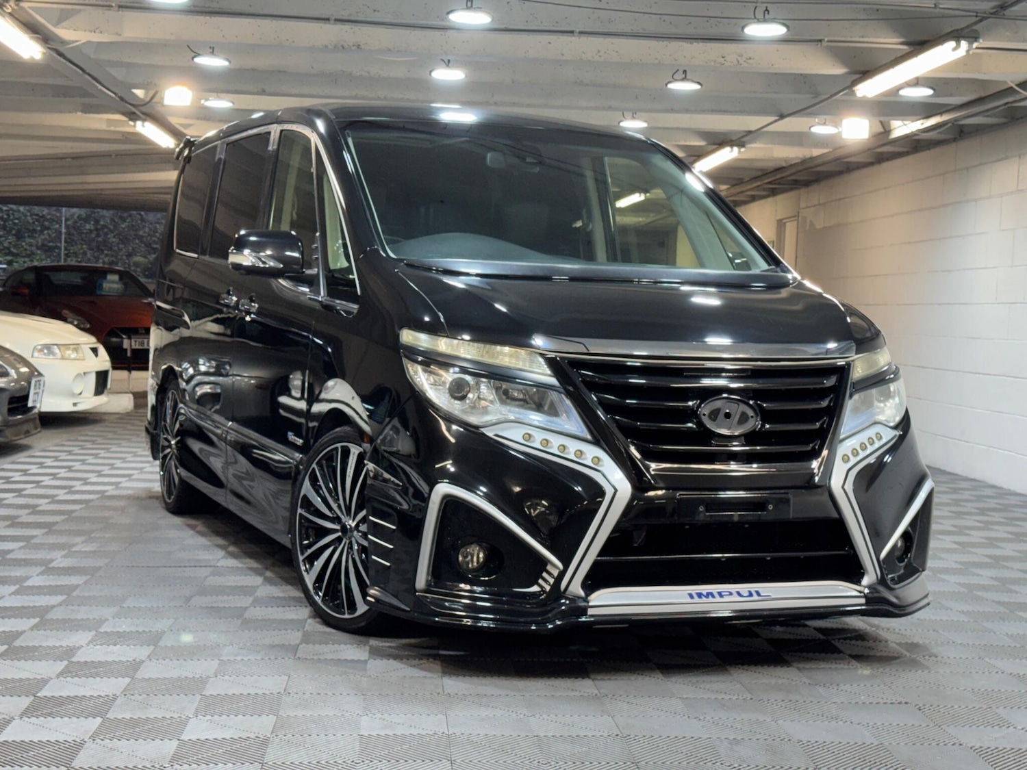 Used Nissan Serena for sale - 77345218: Photo 7