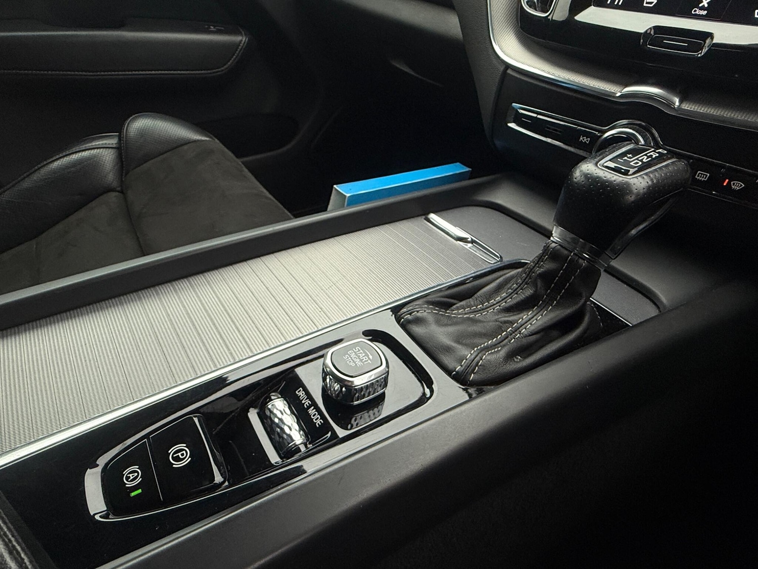 Used Volvo XC60 2018 for sale - 76538222: Photo 13