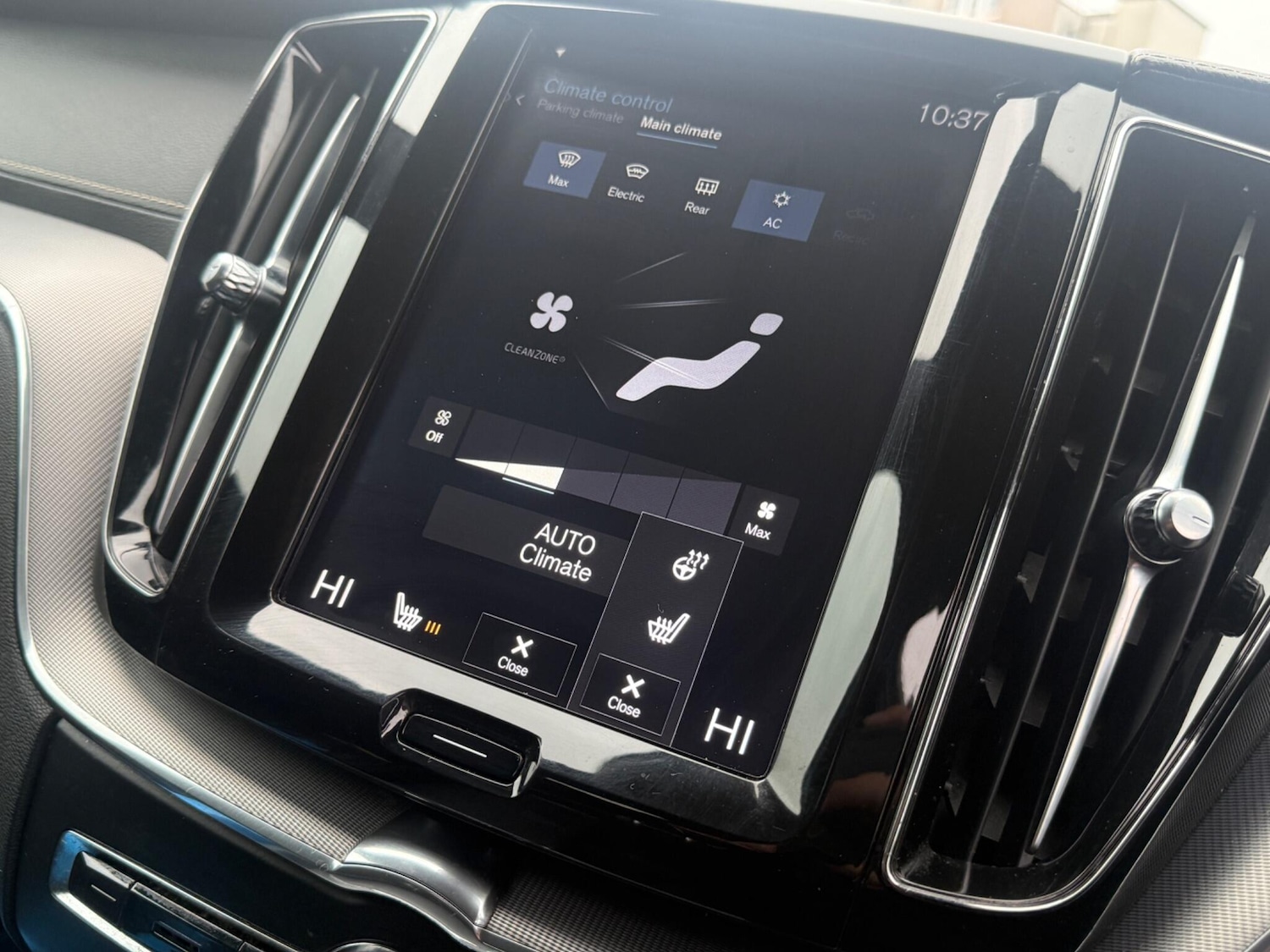 Used Volvo XC60 2018 for sale - 76538222: Photo 15