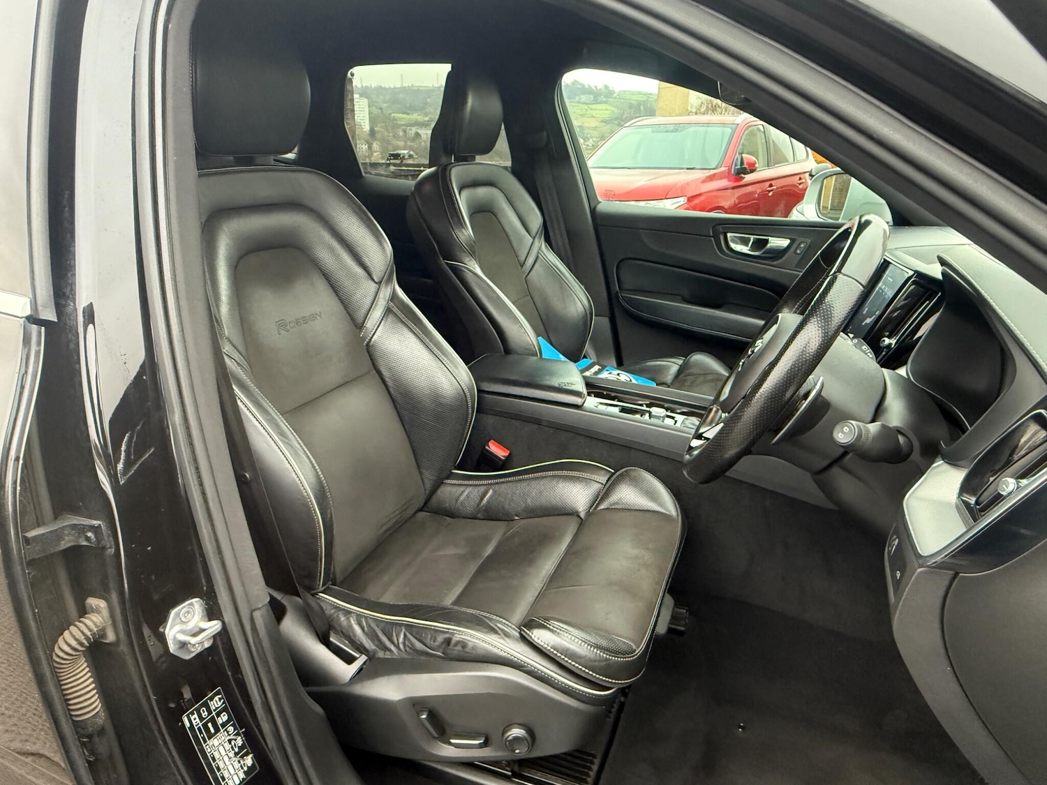 Used Volvo XC60 2018 for sale - 76538222: Photo 7