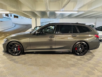 Used BMW 3 Series 2021 for sale - 75883232: Photo
