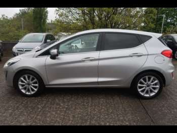Used Ford Fiesta 2017 for sale - 74690810: Photo