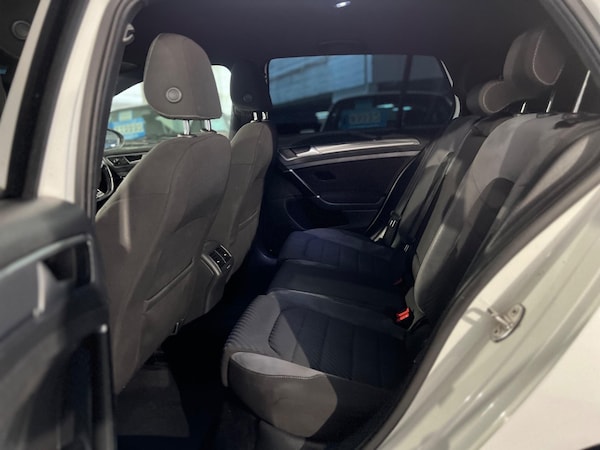 Used Volkswagen Golf 2018 for sale - 73133481: Photo 12