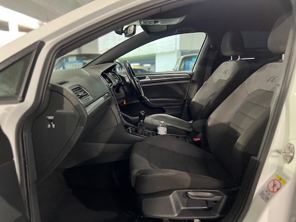 Used Volkswagen Golf 2018 for sale - 73133481: Photo 9