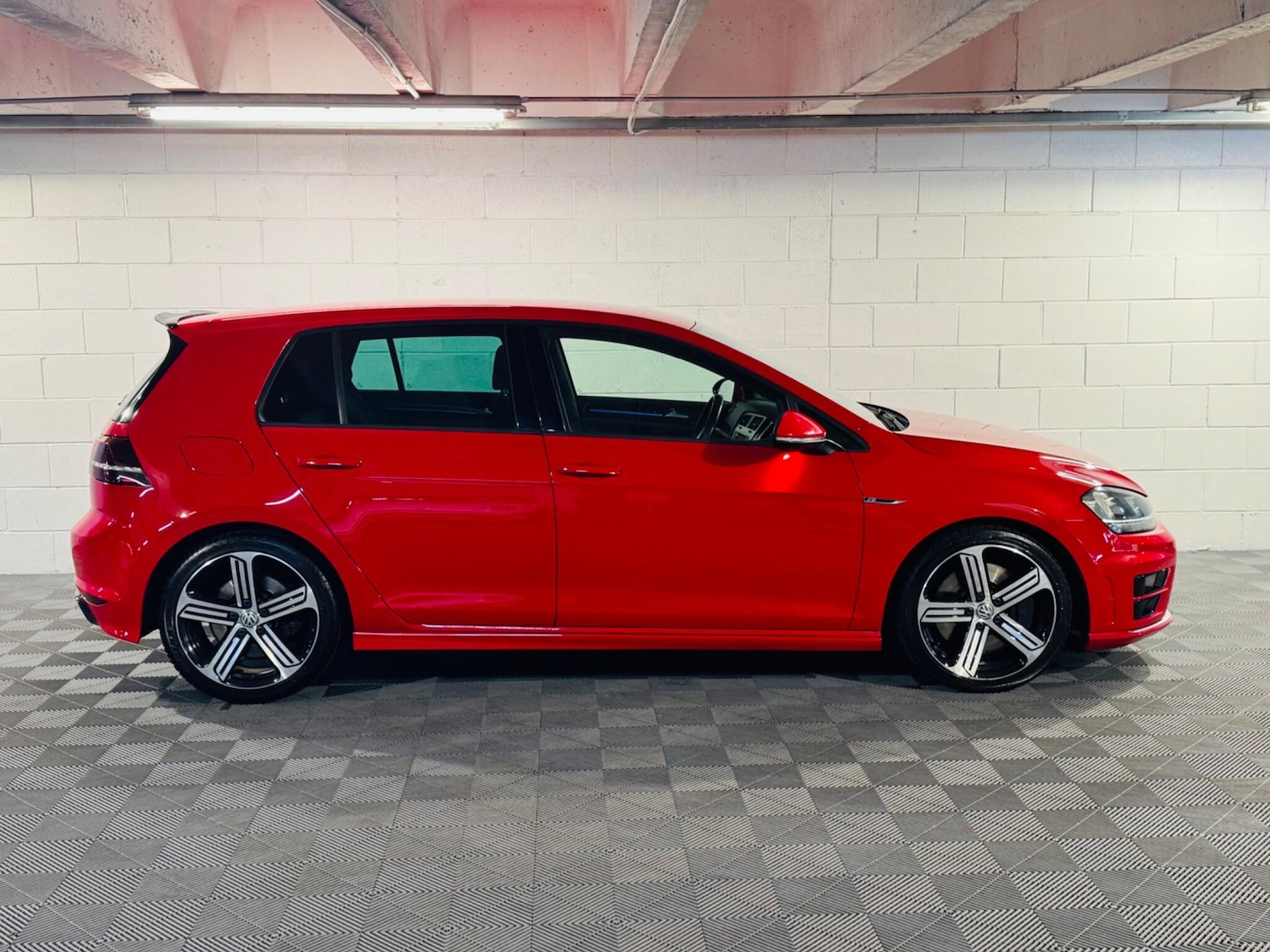 Used Volkswagen Golf 2015 for sale - 76996308: Photo 5