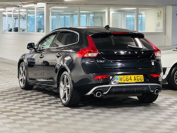 Used Volvo V40 2014 for sale - 77266572: Photo