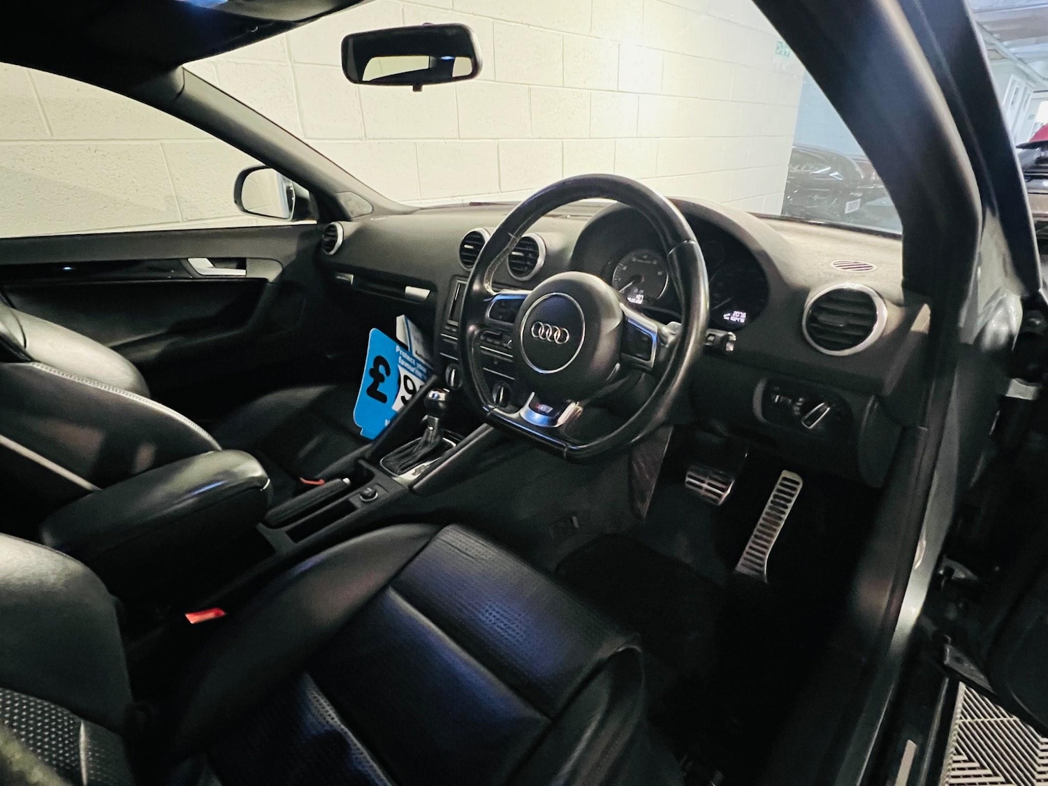 Used Audi A3 2010 for sale - 76988178: Photo 8