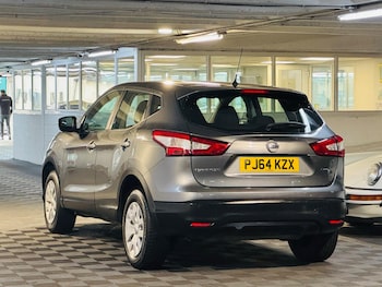Used Nissan Qashqai 2014 for sale - 77190705: Photo