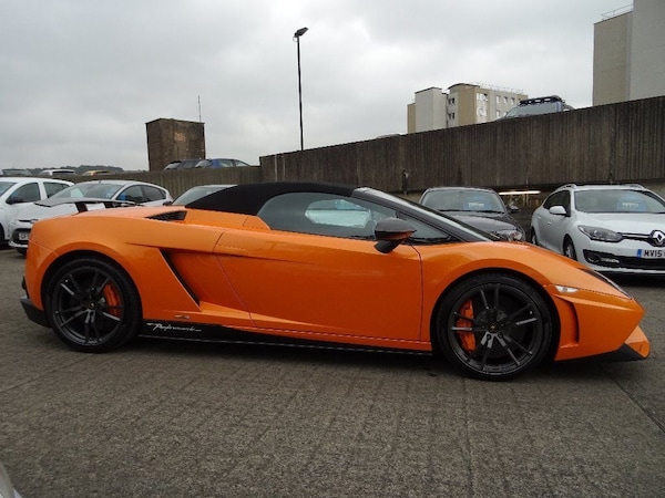 Used Lamborghini Gallardo 2014 for sale - 73133554: Photo 34