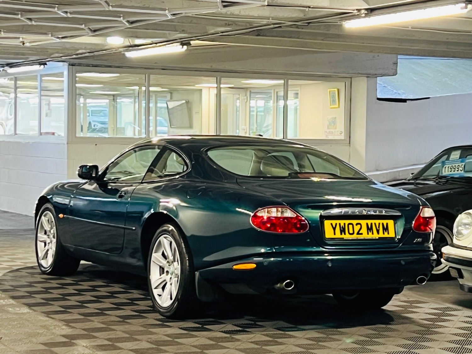 Used Jaguar XK8 2002 for sale - 76993898: Photo 3