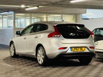 Used Volvo V40 2018 for sale - 74874355: Photo