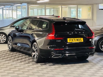 Used Volvo V60 2021 for sale - 75809627: Photo