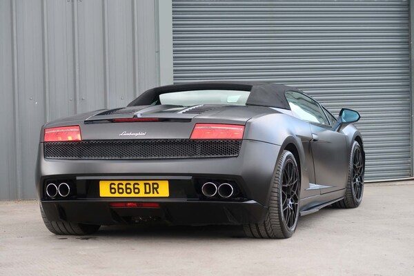 Used Lamborghini Gallardo 2010 for sale - 73133496: Photo 14