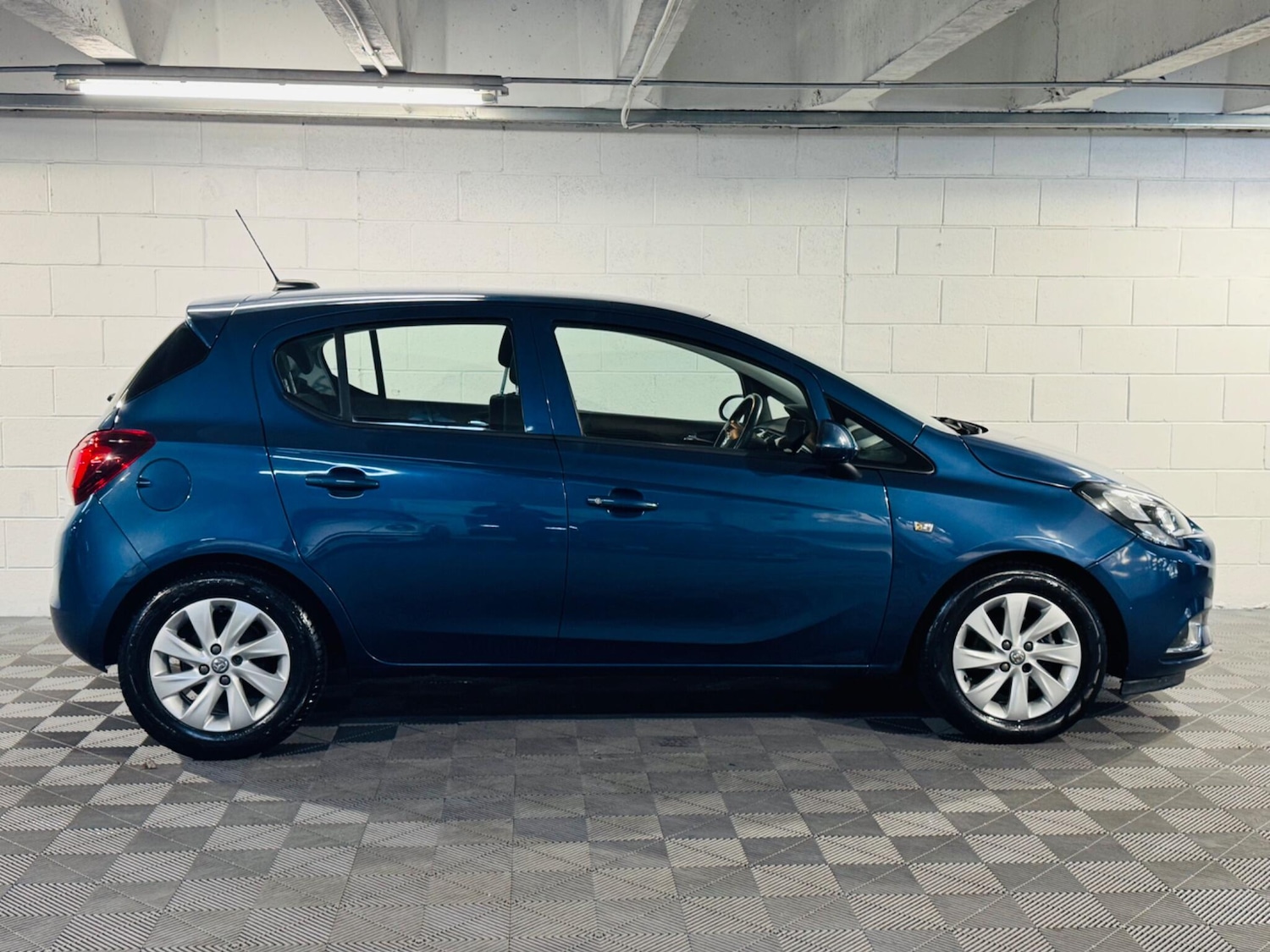 Used Vauxhall Corsa 2017 for sale - 76020508: Photo 5