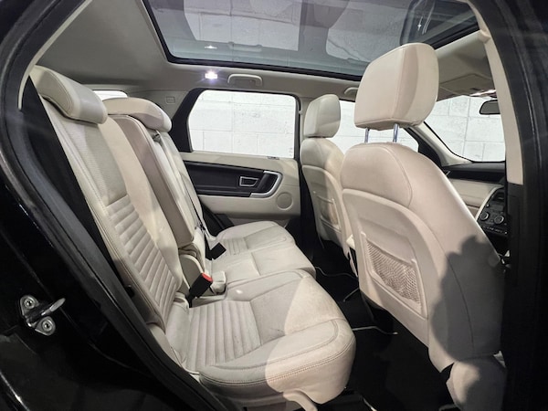 Used Land Rover Discovery Sport 2015 for sale - 73133495: Photo 12