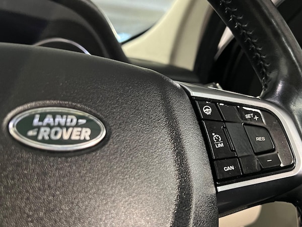Used Land Rover Discovery Sport 2015 for sale - 73133495: Photo 17
