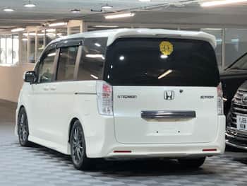 Used Honda Stepwagon 2011 for sale - 79576548: Photo