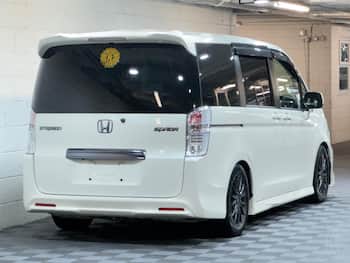 Used Honda Stepwagon 2011 for sale - 79576548: Photo