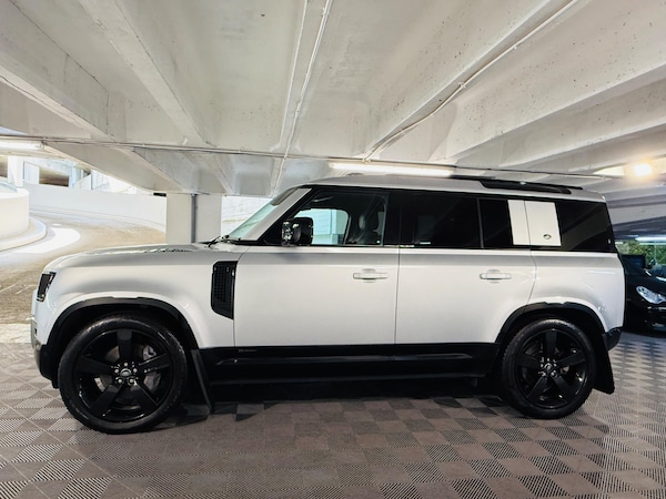 Used Land Rover Defender 110 2021 for sale - 74921136: Photo 2